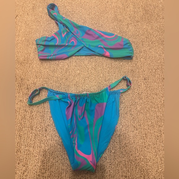 NWOT WeWoreWhat Two Piece Bikini szL - Picture 2 of 12